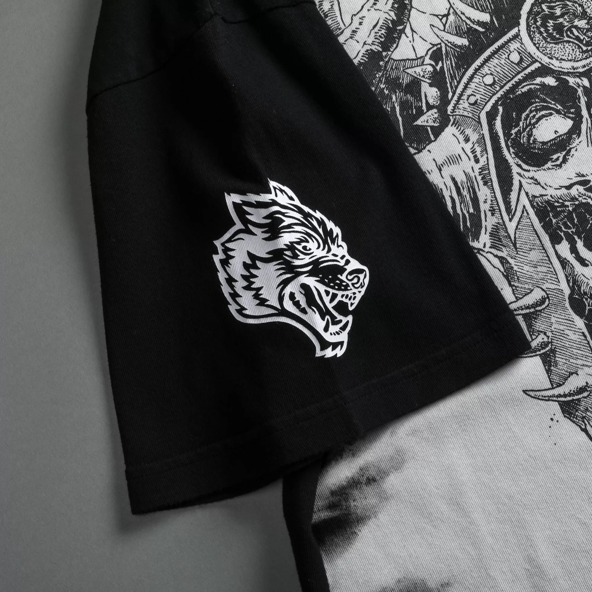 Sale Berserk "Premium Vintage" Oversized Tee In Black Shatter Men Premium/Oversized Tees