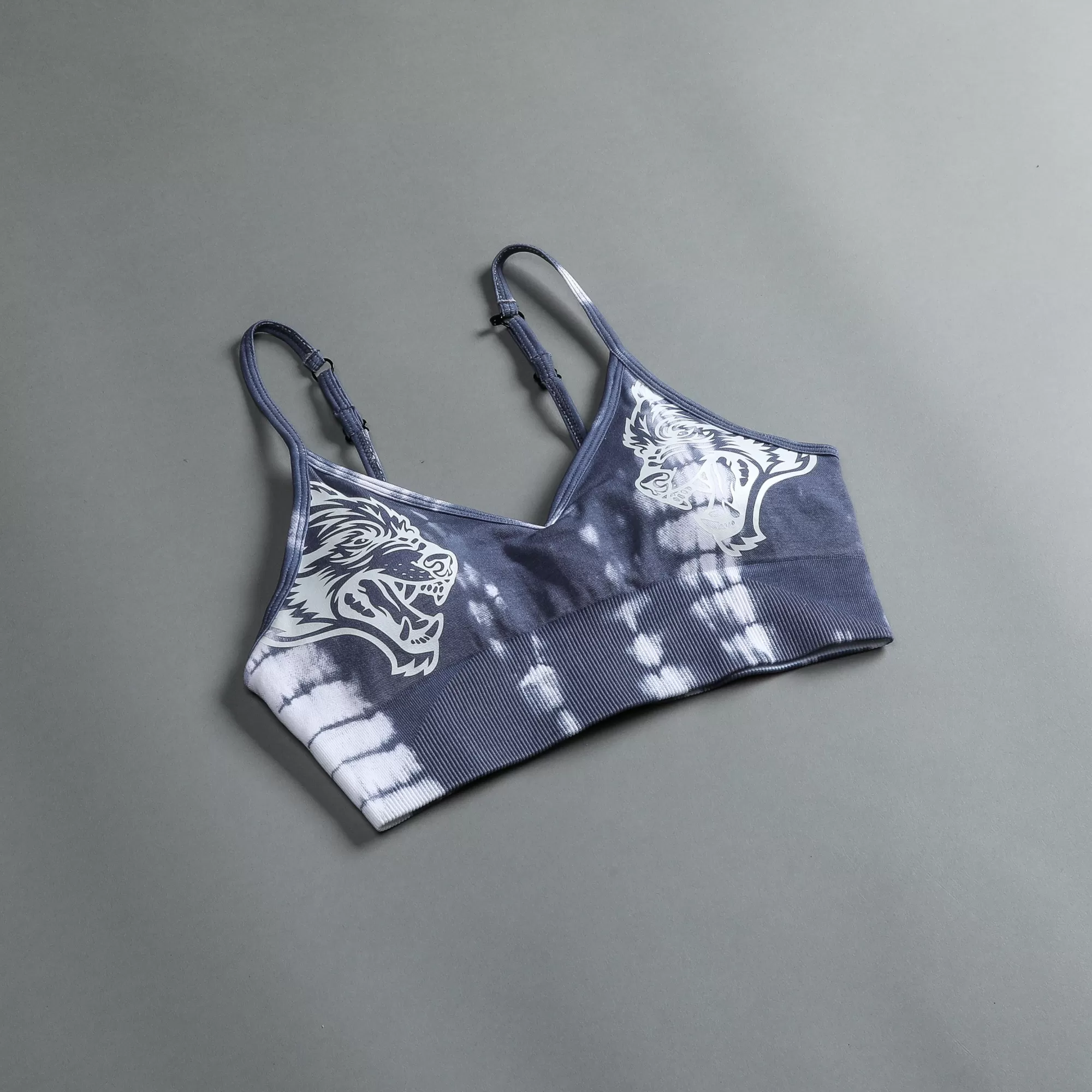 Sale Dual "Everson Seamless" Sports Bra In Norse Blue Serpent Women Tops