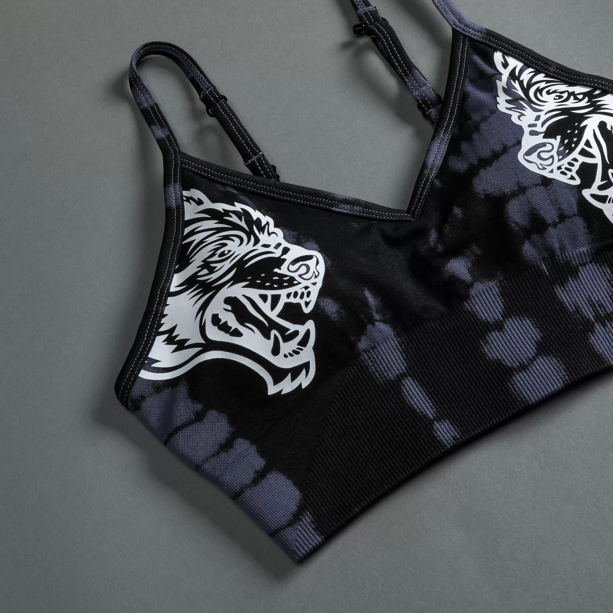 Clearance Dual "Everson Seamless" Sports Bra In Tonal Midnight Blue Serpent Women Seamless