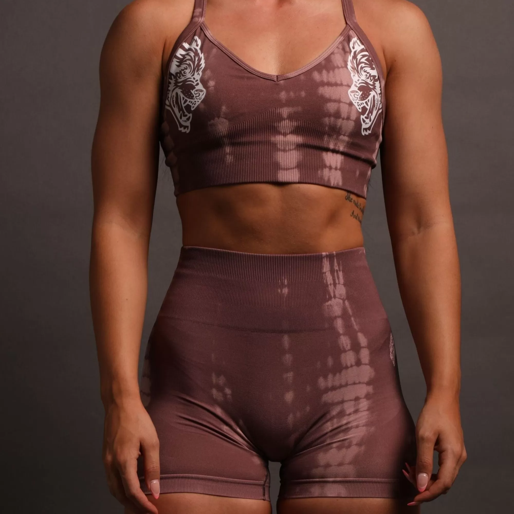 Store Fuel Everson Seamless "Sierra" Shorts In Tonal Mauve Serpent Women Seamless