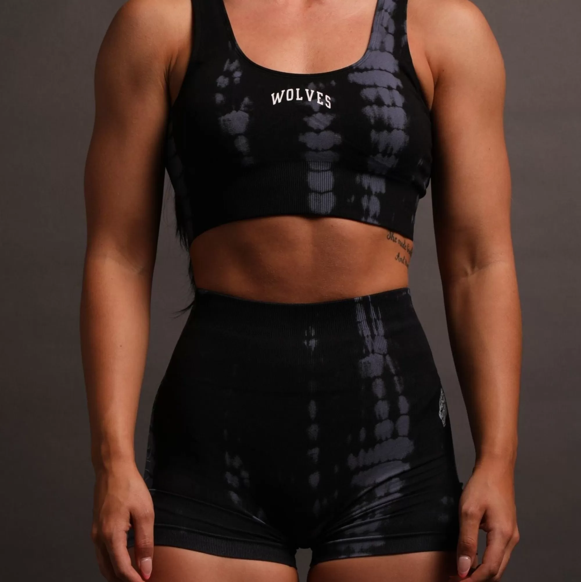 Cheap Fuel Everson Seamless "Sierra" Shorts In Tonal Midnight Blue Serpent Women Bottoms