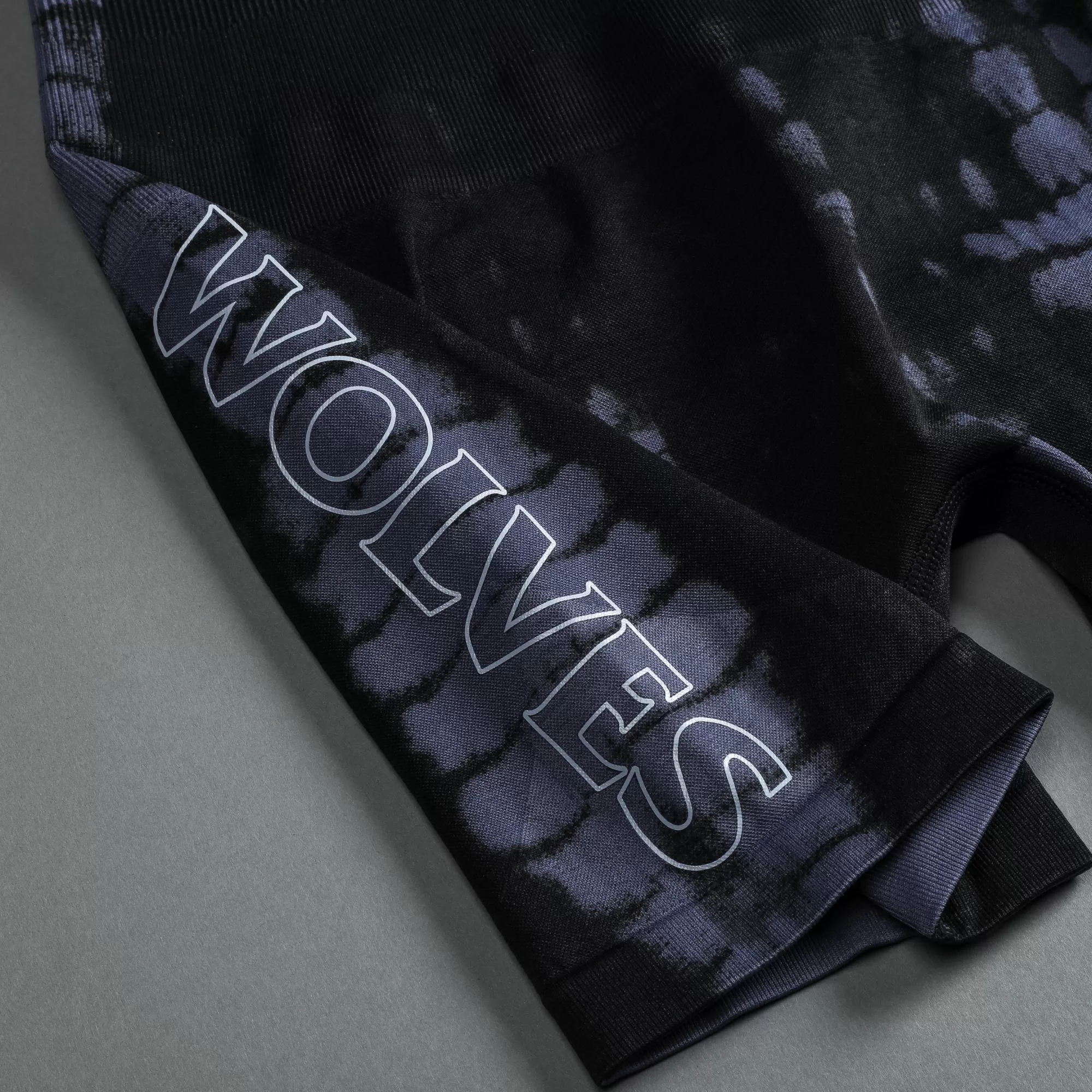 Online Fuel Everson Seamless "Sierra" Shorts In Tonal Midnight Blue Serpent Women Seamless