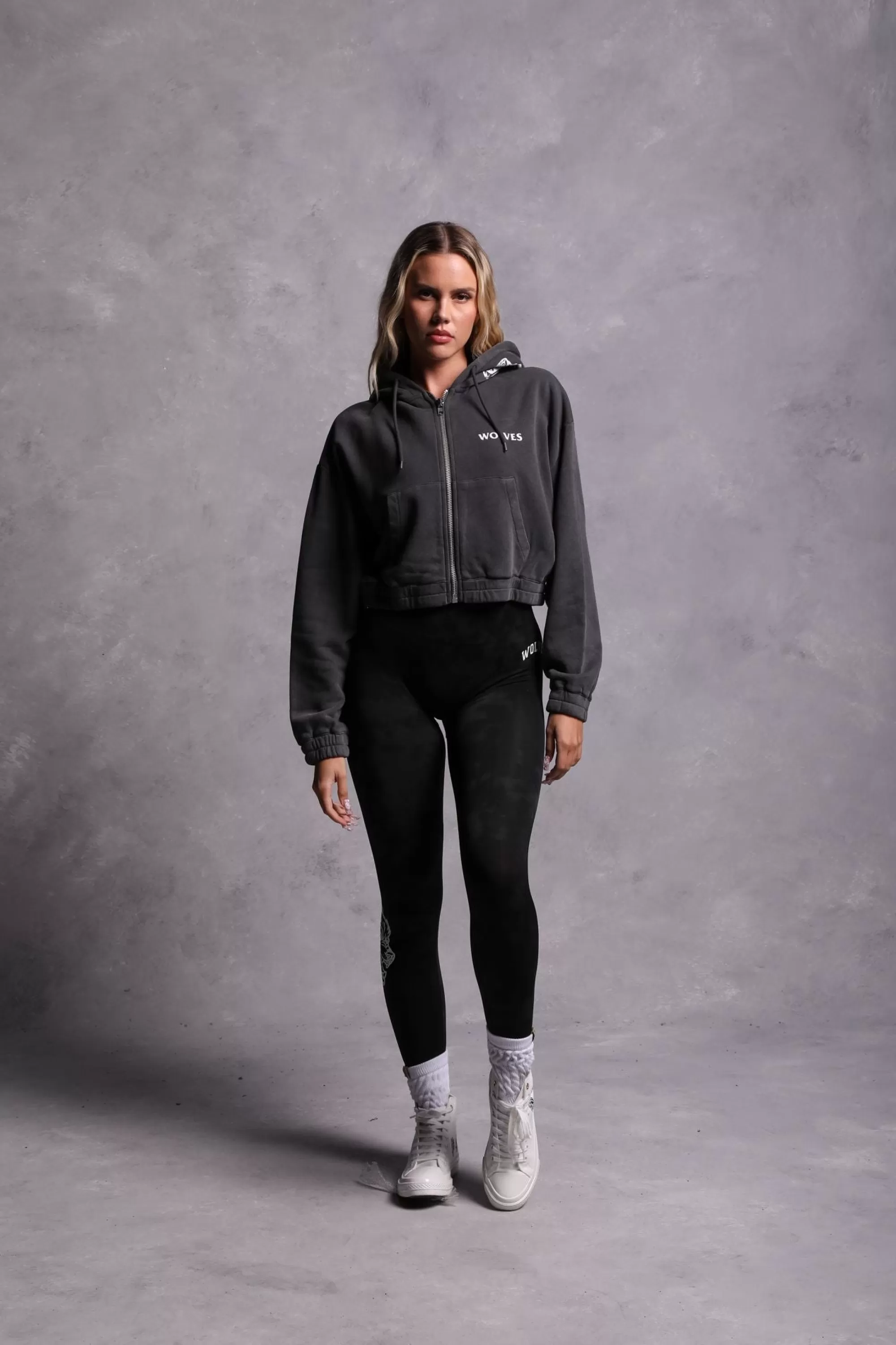 Online Halo "Vintage Chambers" (Cropped) Zip Hoodie In Wolf Gray Women Tops