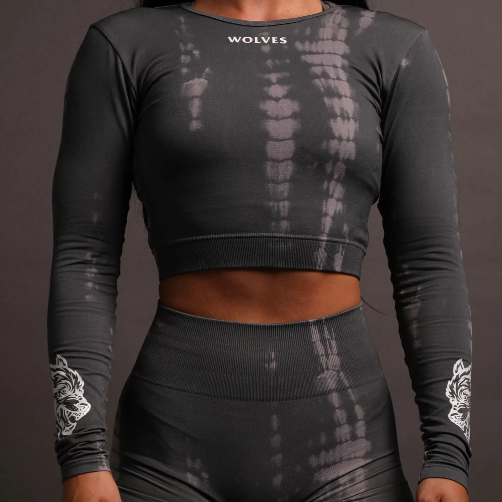Discount Hardcore L/S "Everson Seamless" Top In Pearl Gray Serpent Women Seamless