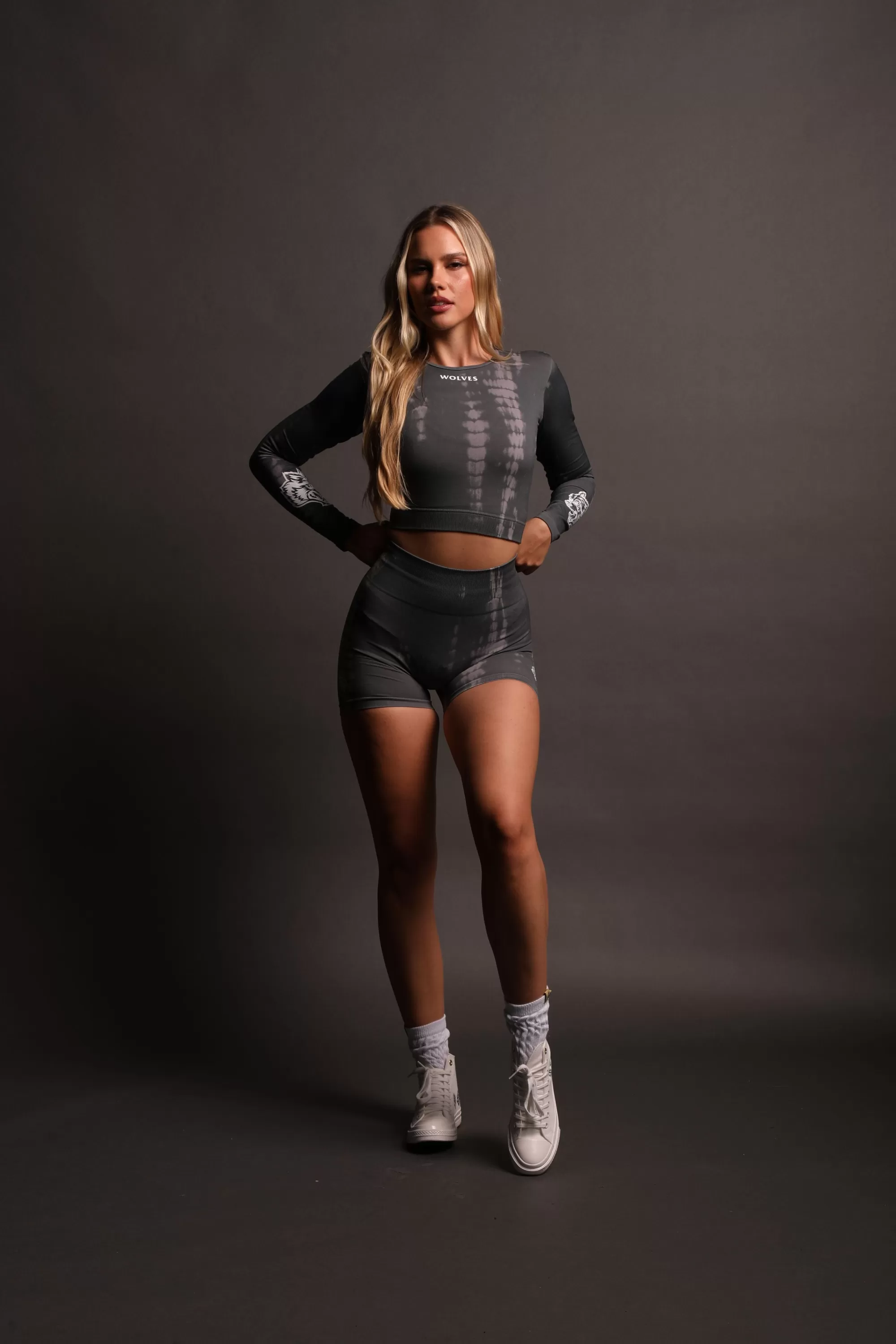 Discount Hardcore L/S "Everson Seamless" Top In Pearl Gray Serpent Women Seamless
