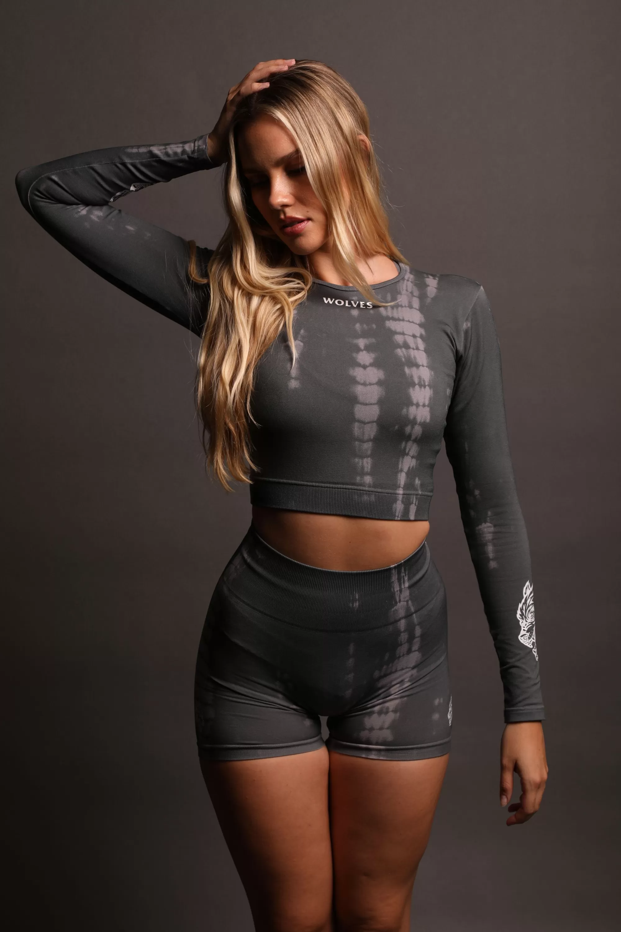 Discount Hardcore L/S "Everson Seamless" Top In Pearl Gray Serpent Women Seamless