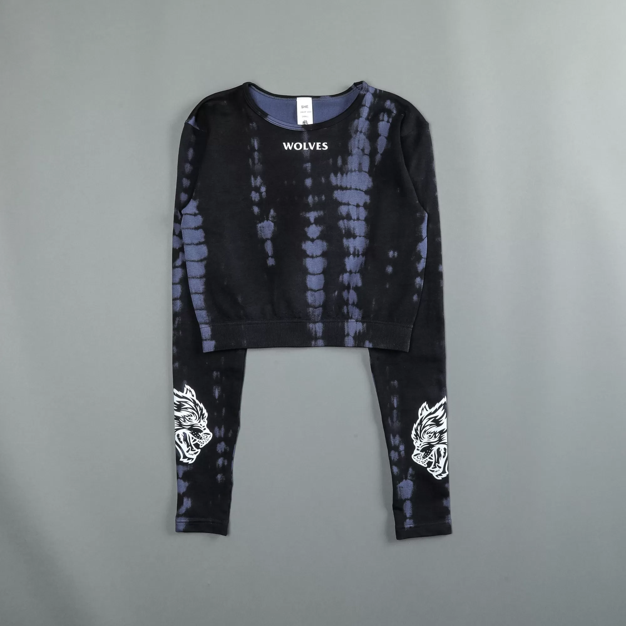 Shop Hardcore L/S "Everson Seamless" Top In Tonal Midnight Blue Serpent Women Seamless