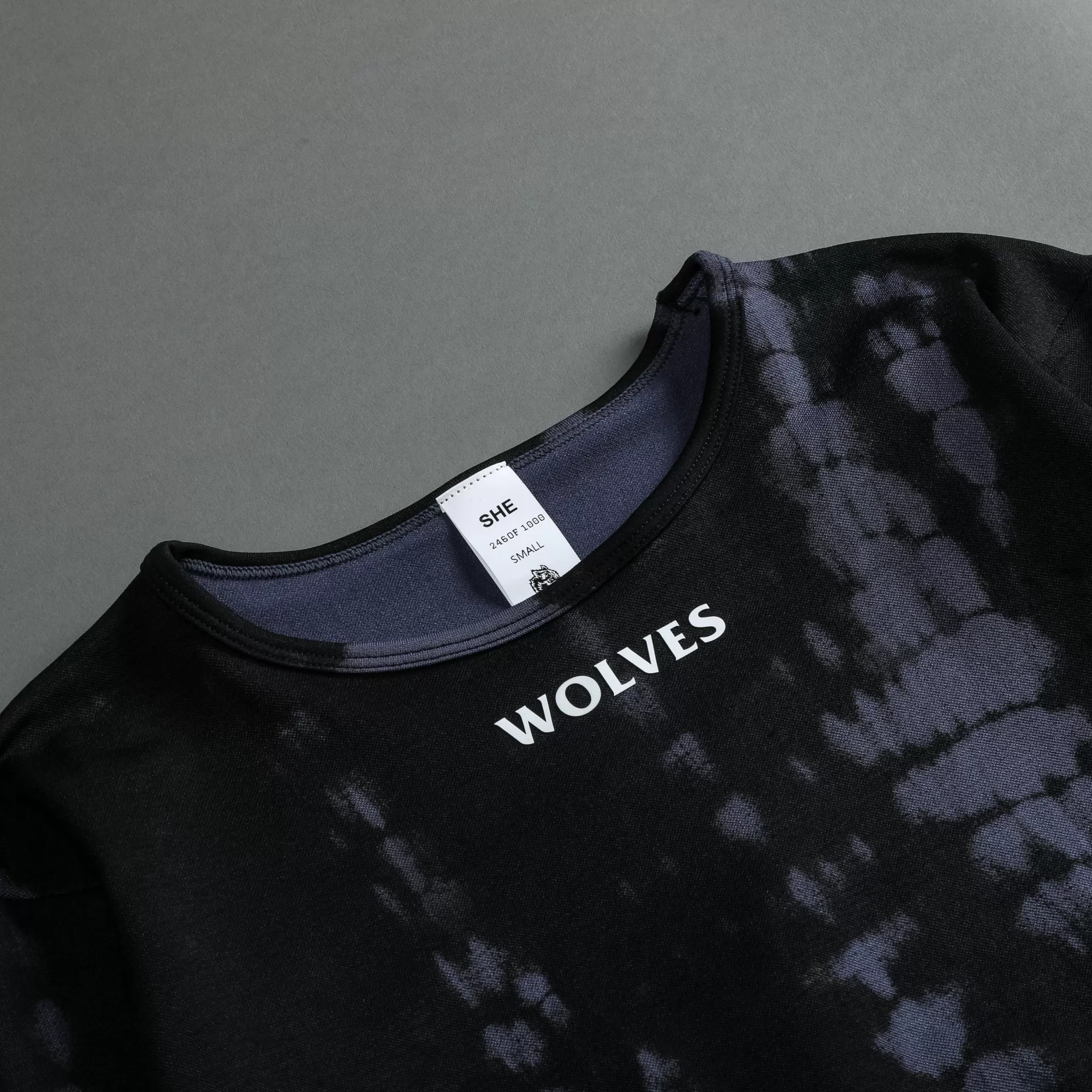 Shop Hardcore L/S "Everson Seamless" Top In Tonal Midnight Blue Serpent Women Seamless