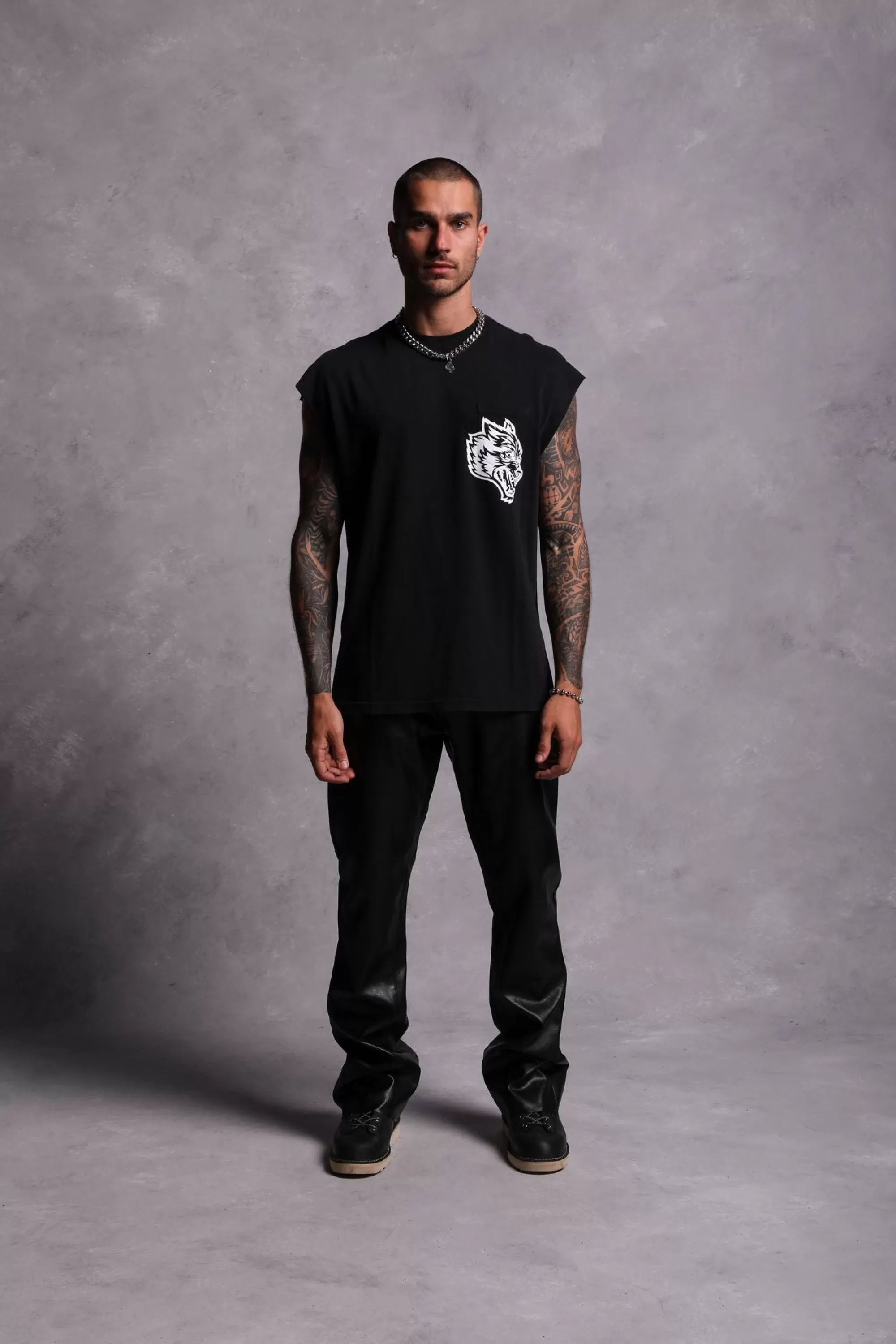 Clearance House Of Wolves "Premium Vintage" Pocket Muscle Tee In Black Men Tanks/Muscle Tees