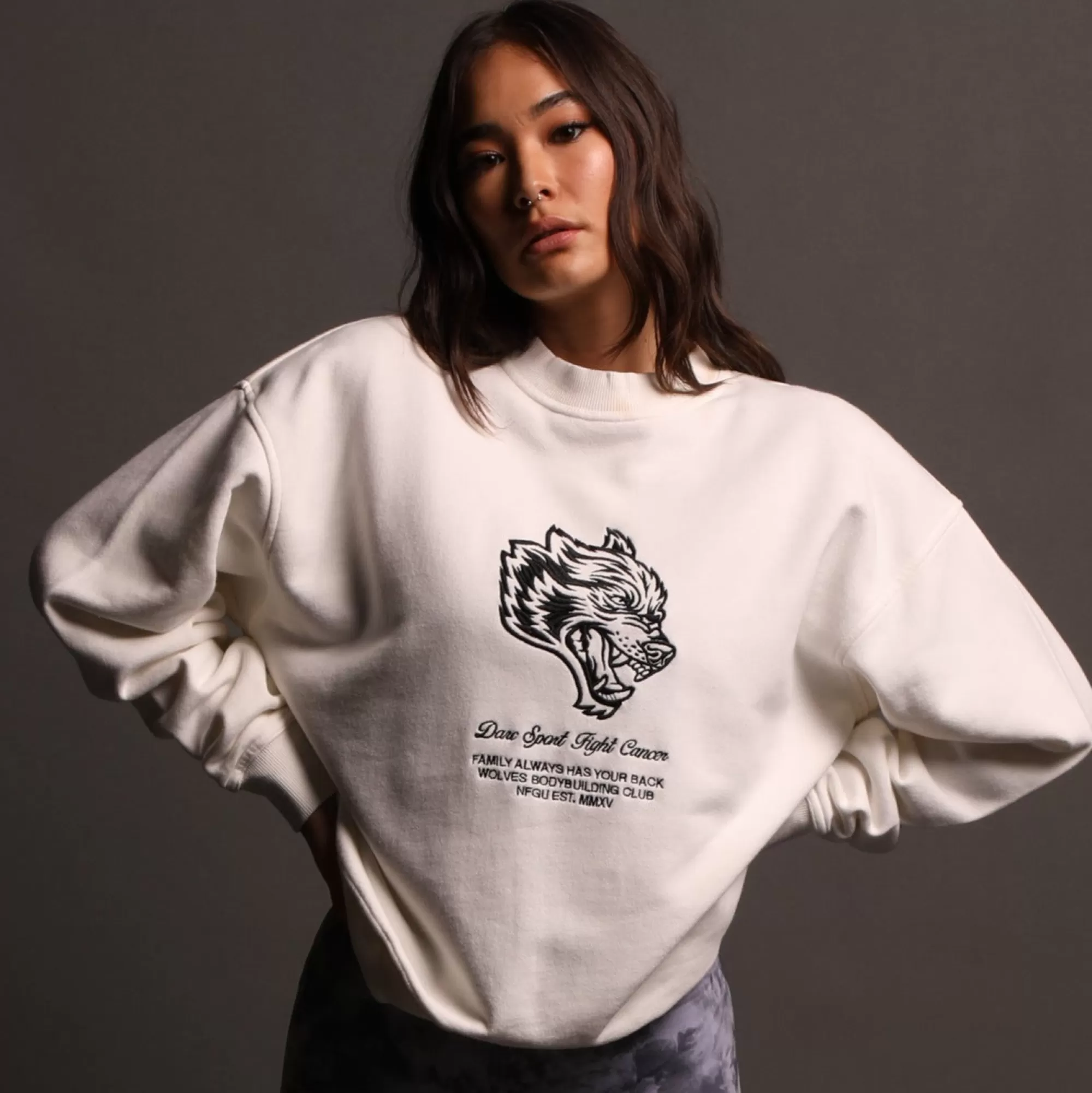 Cheap Inner Strength "London" Unisex Crewneck In Cream Women Tops