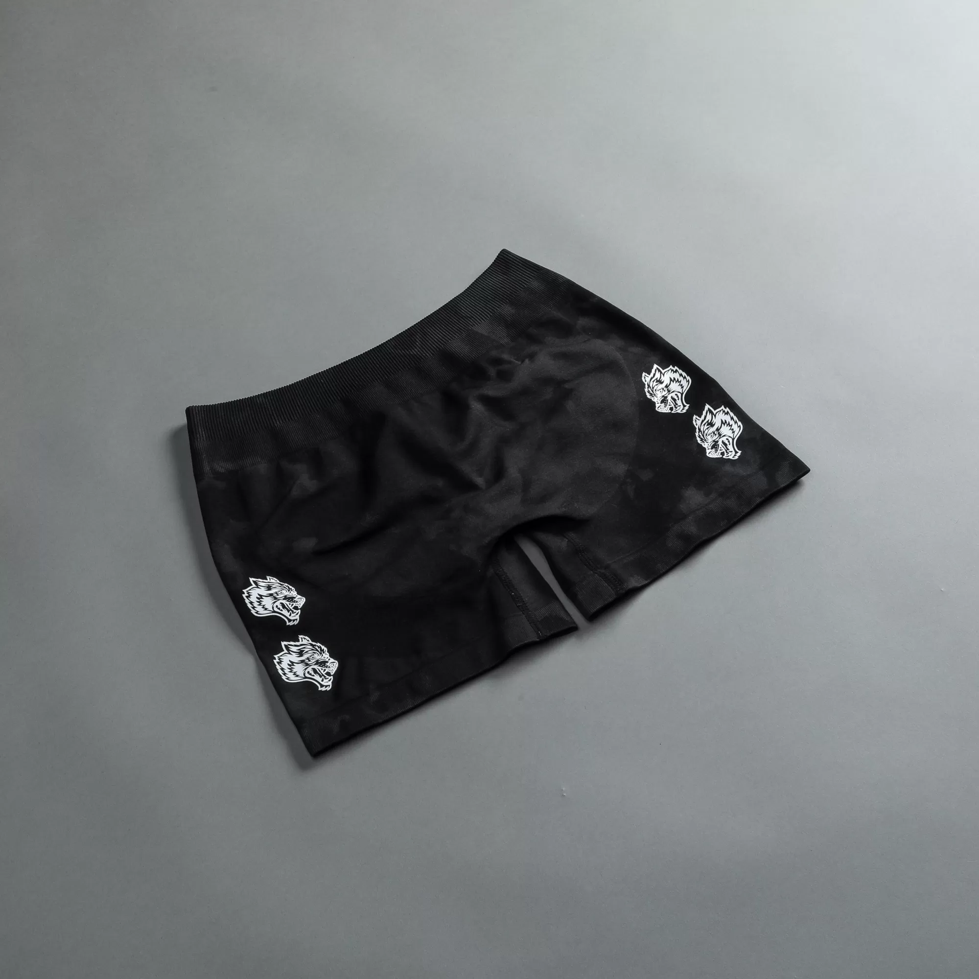 Online Quad Wolf Everson "Katya" Shorts In Tonal Black Jumbo Marble Women Seamless