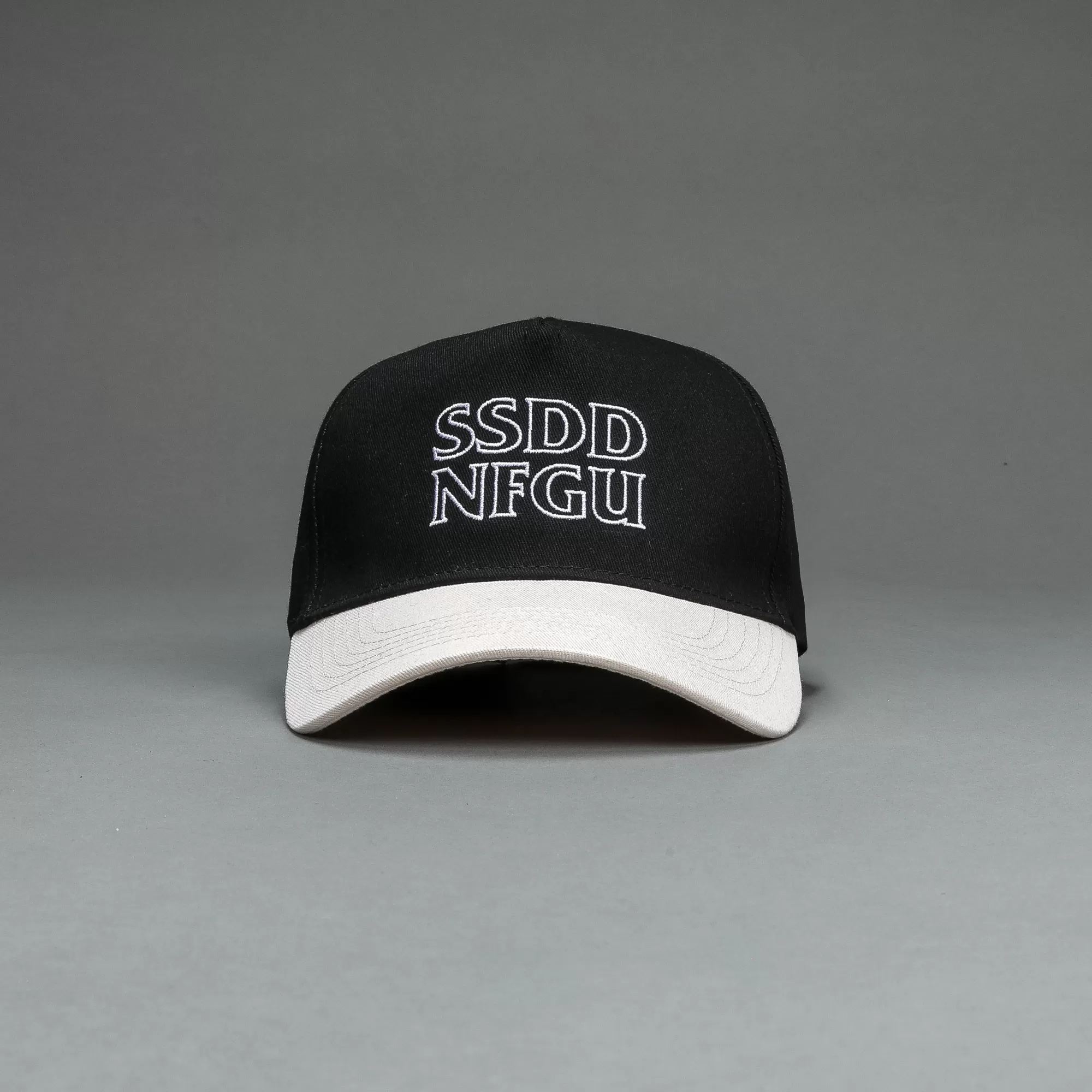 Discount Ssdd Nfgu 5 Panel Hat In Black/Cream Headwear