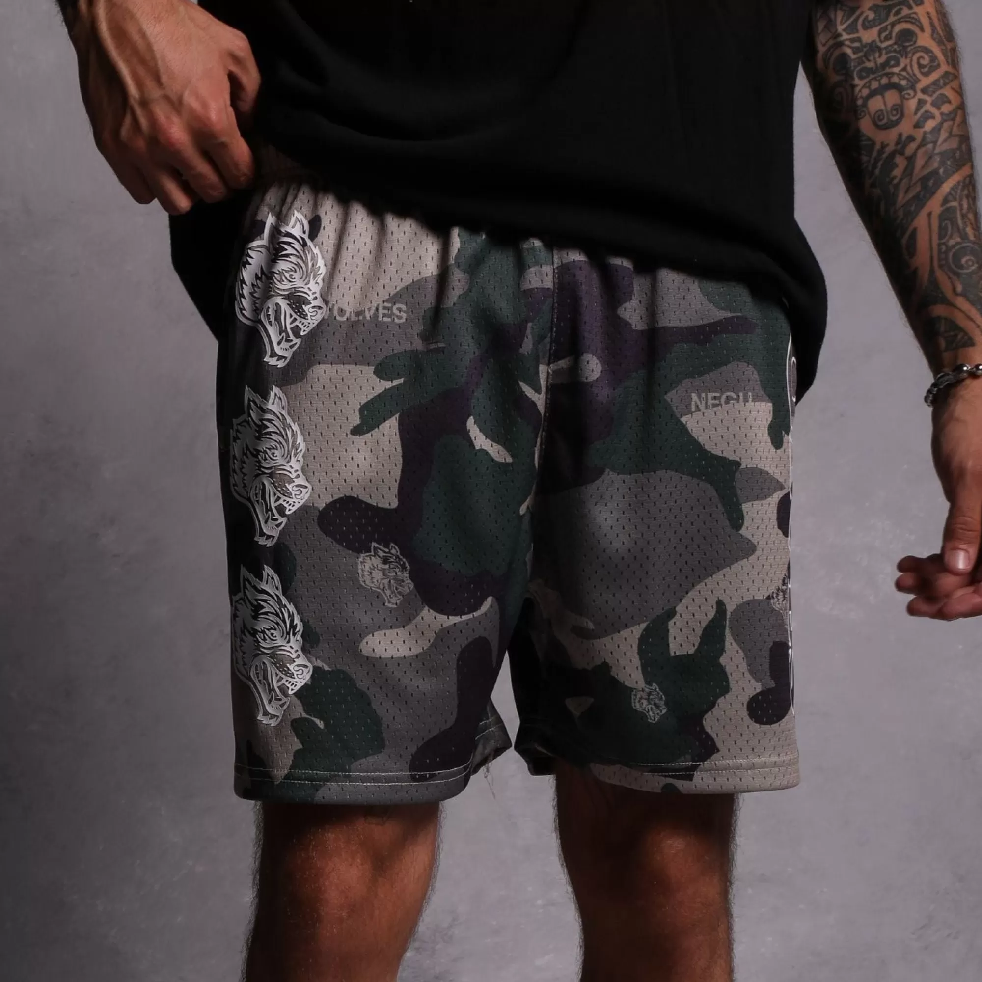 Online Try Us 5" Mesh Shorts In Vintage Woodland Camo Men Shorts