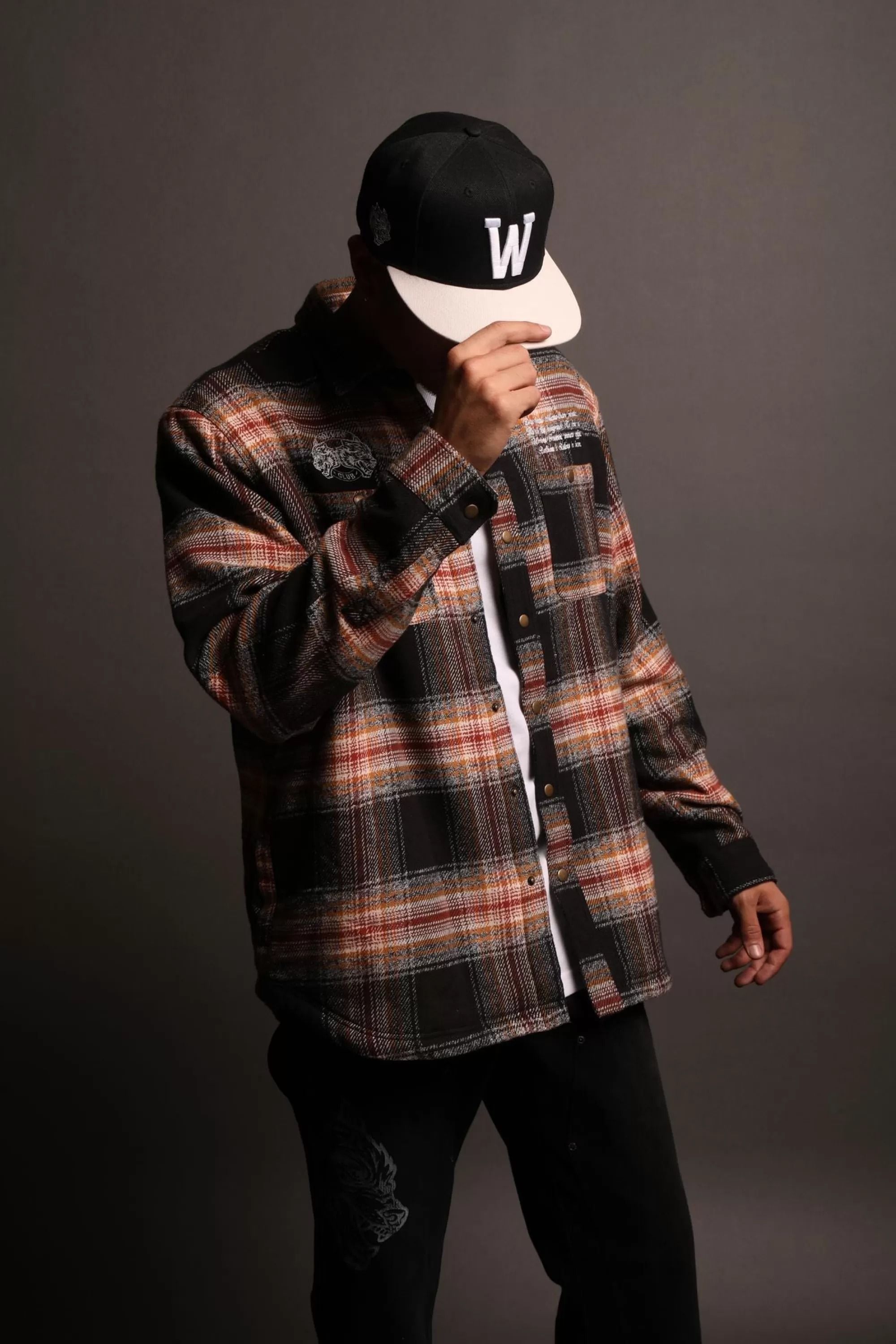 w_loyalty_fitted_hat_in_blackcream_3.webp Sale W Loyalty Fitted Hat In Black/Cream Headwear