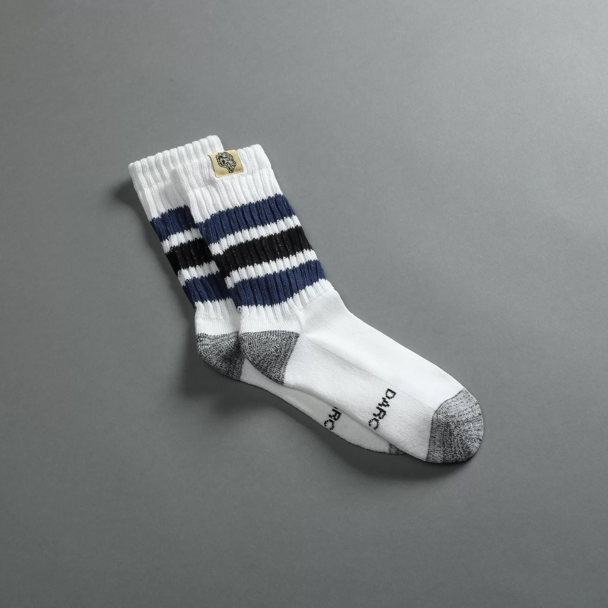 Store Wolf Patch Gym Class Socks In Midnight Blue Socks