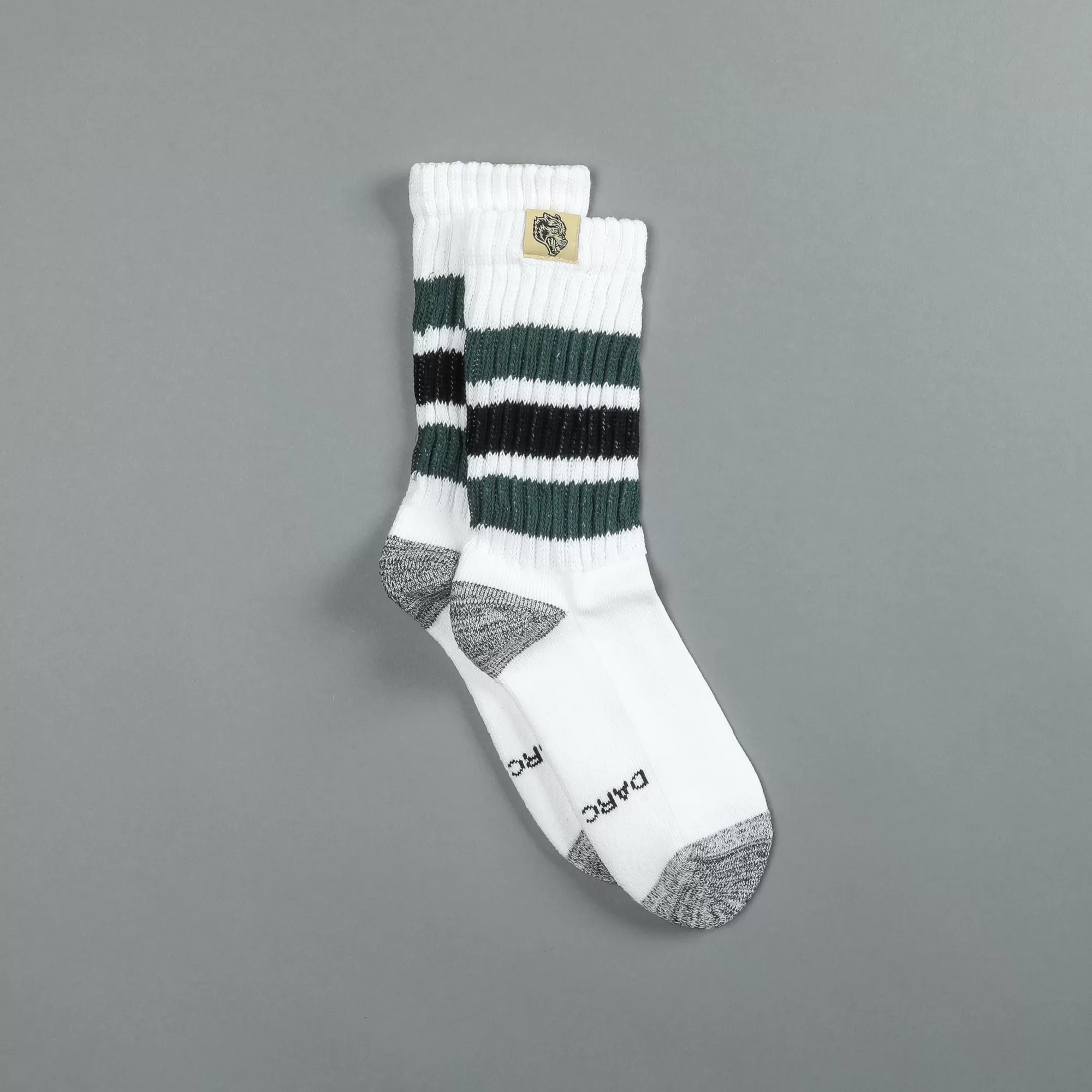 Store Wolf Patch Gym Class Socks In Norse Green Socks