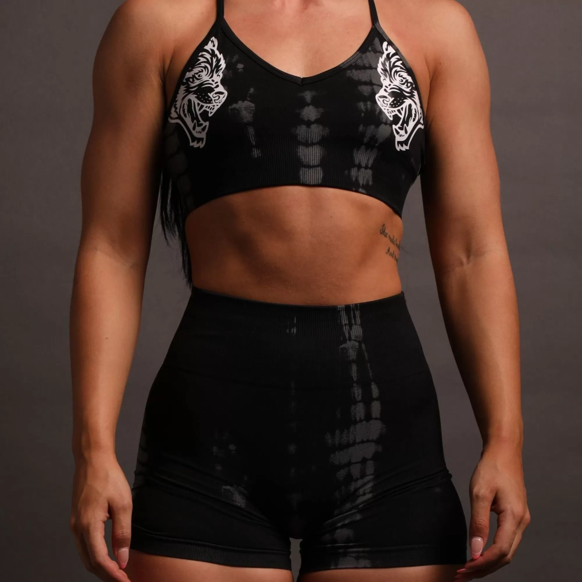 Clearance Wolves Forever Seamless Everson "Training" Shorts In Tonal Black Serpent Women Seamless