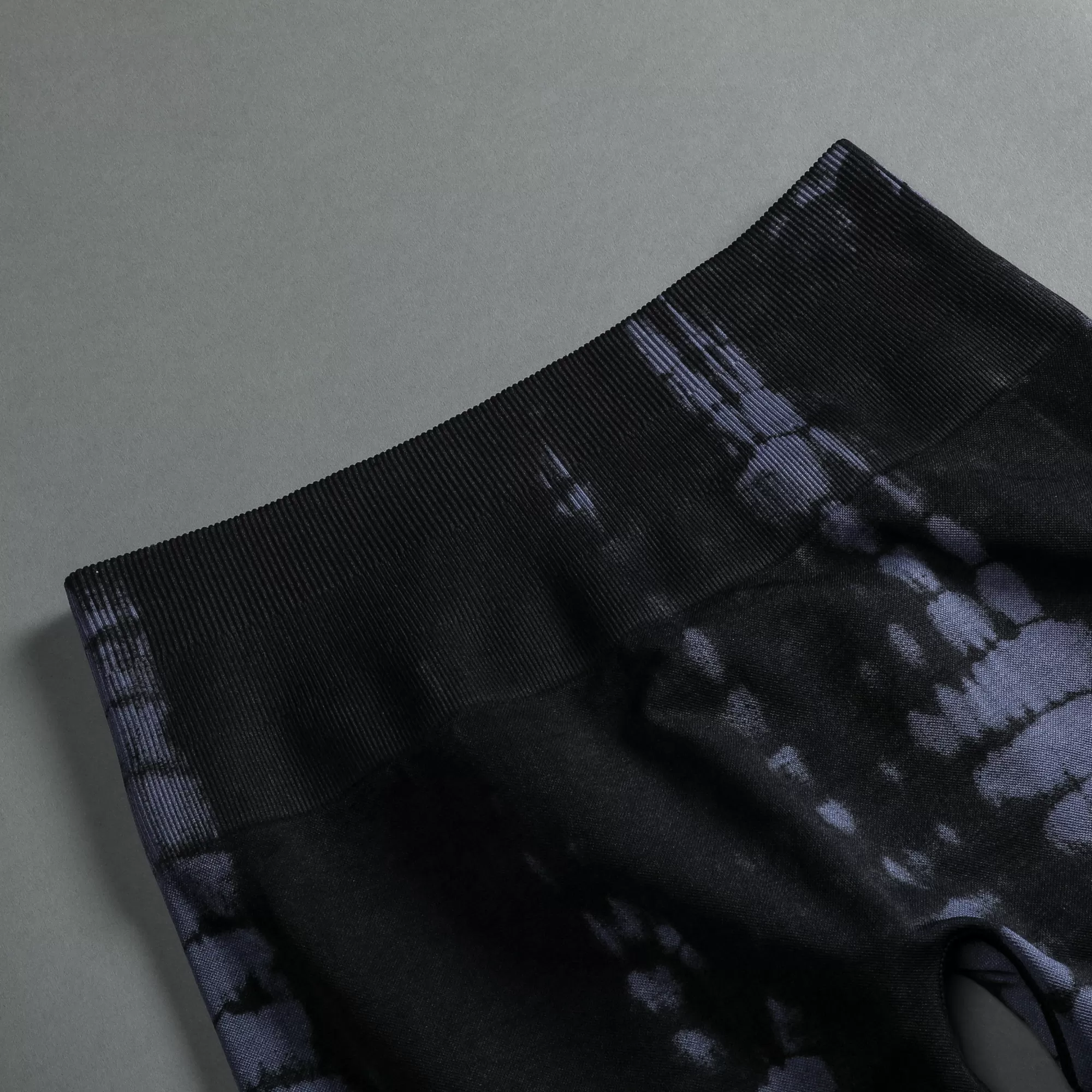 Best Sale Wolves Forever Seamless Everson "Training" Shorts In Tonal Midnight Blue Serpent Women Seamless